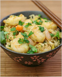 Блюдо китайской кухни –рис по китайски