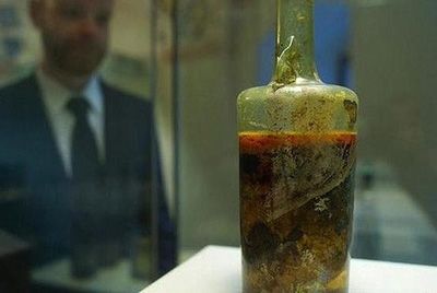 Самая старая бутылка для вина была изготовлена в 4 веке