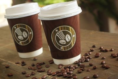 Великобритания намерена ввести налог на кофе на вынос