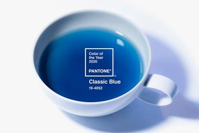 В честь главного цвета 2020 года выпустили синий чай