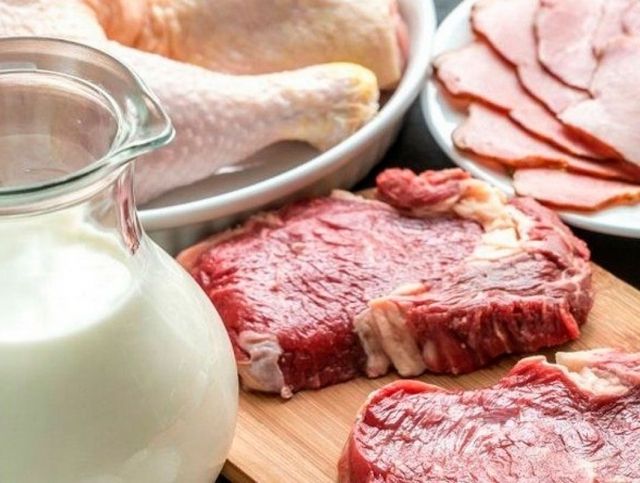 Миллионы британцев сократили потребление мяса и молочных продуктов на фоне пандемии
