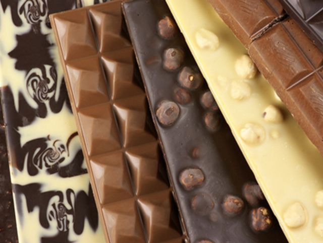 Ученые пытаются сделать молочный шоколад более полезным для здоровья